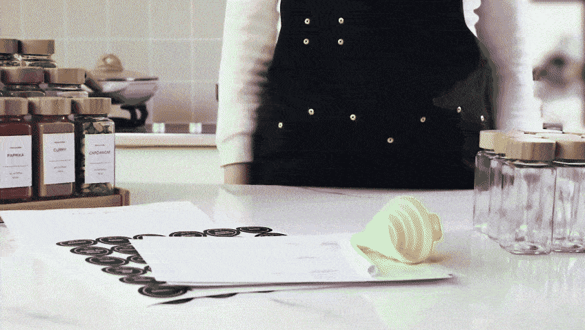 Set de 24 Pots à Épices en Verre avec Couvercles Bambou Rangement Hermétique Set de 24 Pots à Épices en Verre avec Couvercles Bambou Rangement Hermétique