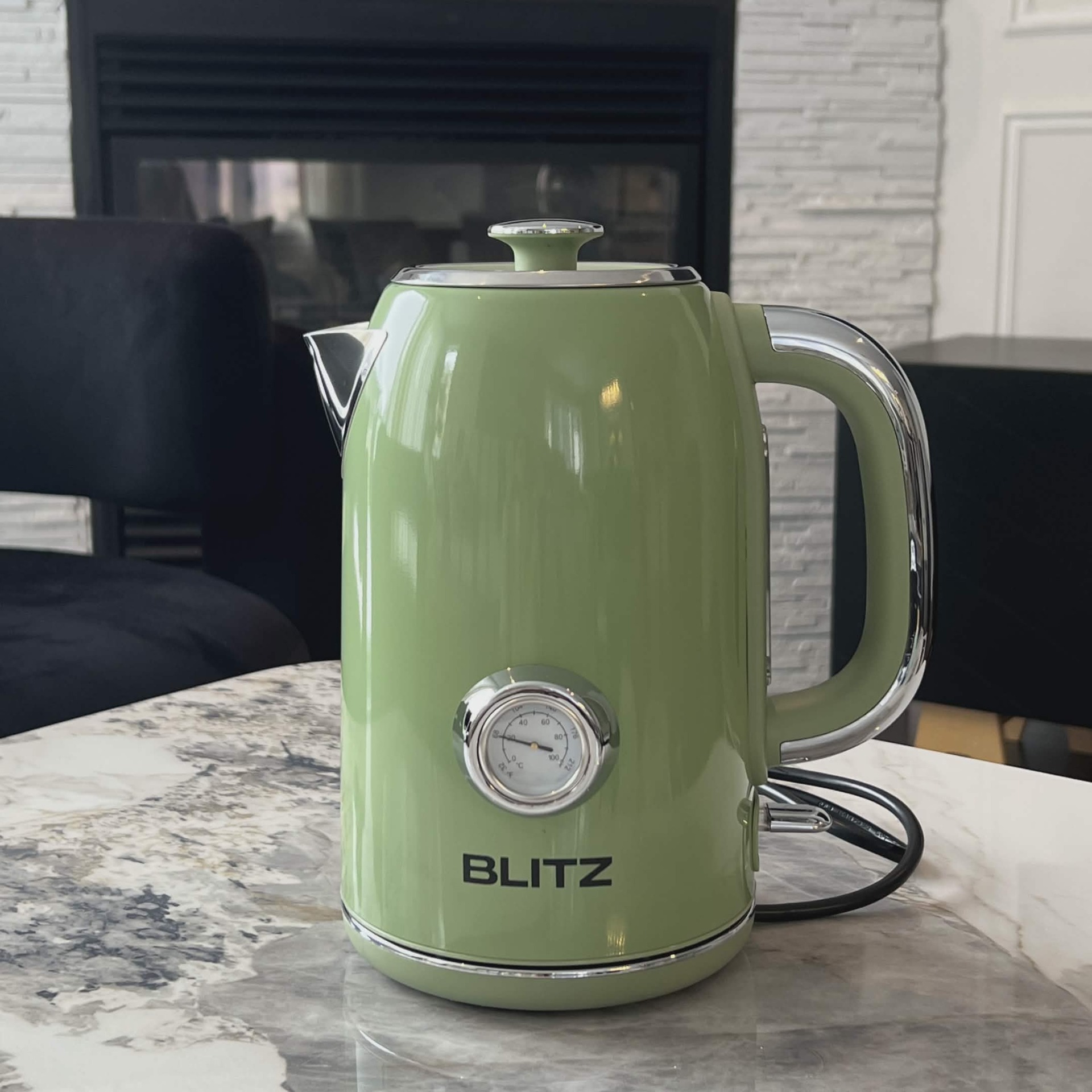 Blitz® - Bouilloire Électrique Rétro En Acier Inoxydable À Ébullition Rapide De 2200 W Et Capacité De 1,7L (Vert Vintage)